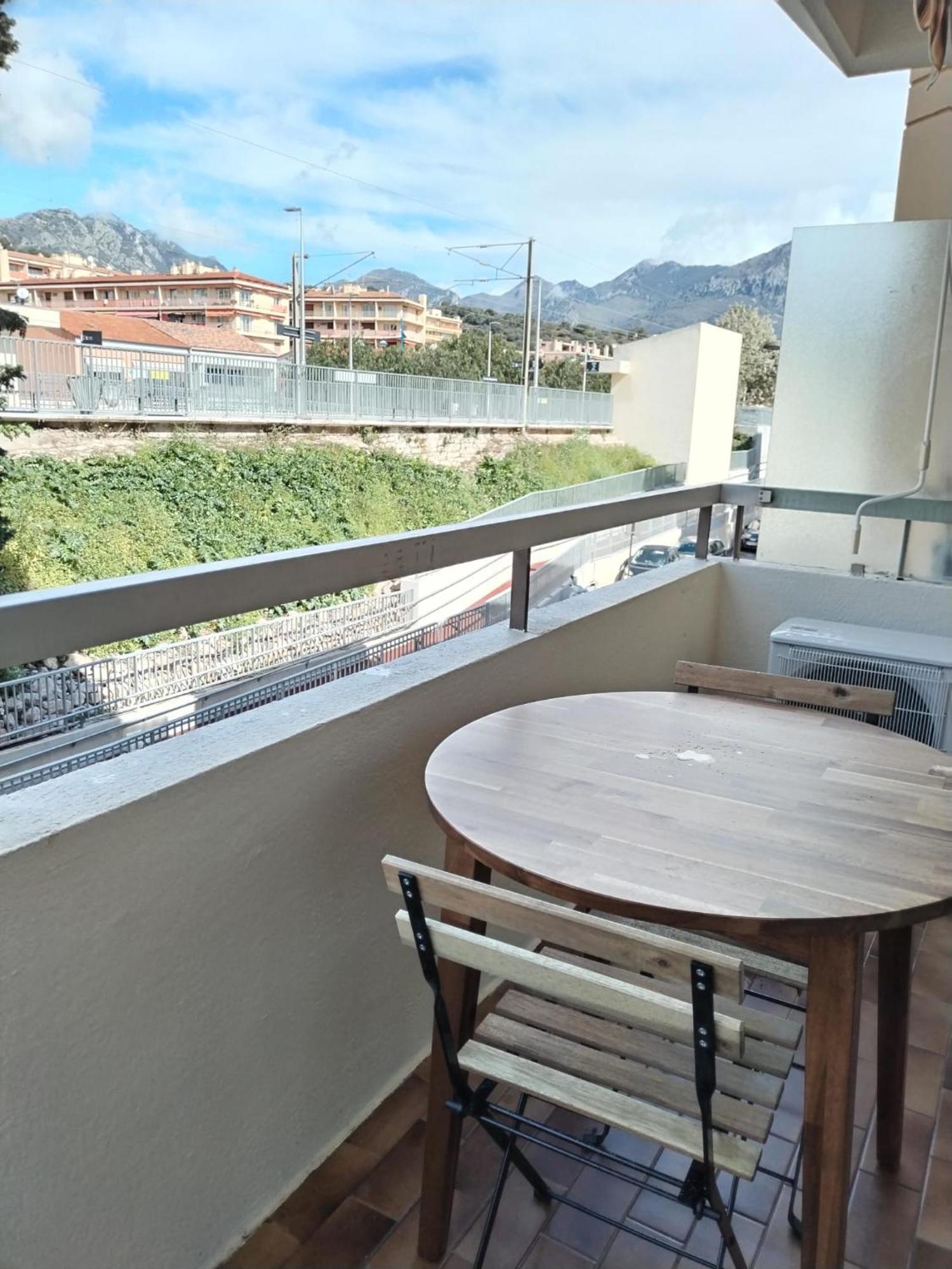 Studio Avec Coin Nuit Roquebrune-Cap-Martin Buitenkant foto